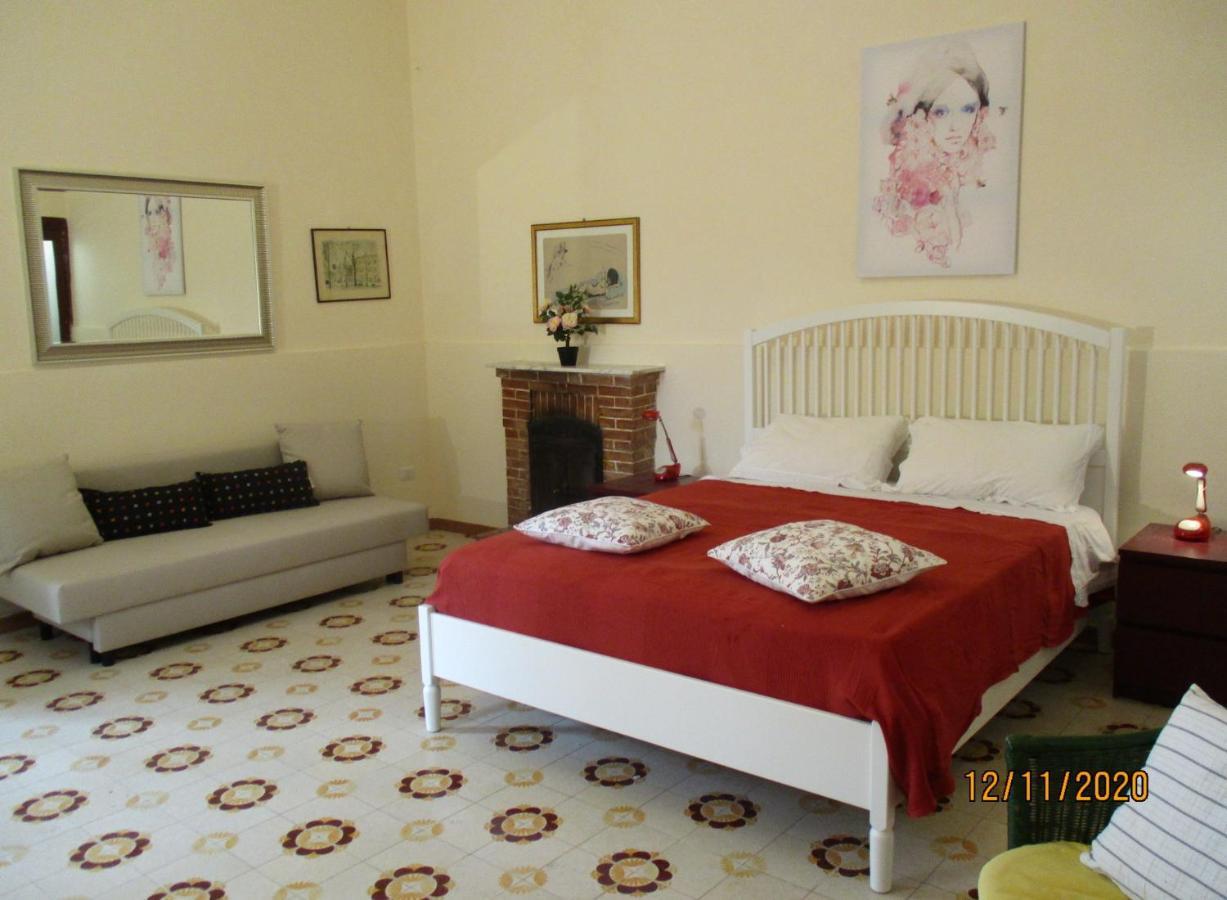 Resort Giardino Degli Aranci - Casa Lisca Баронисси Экстерьер фото